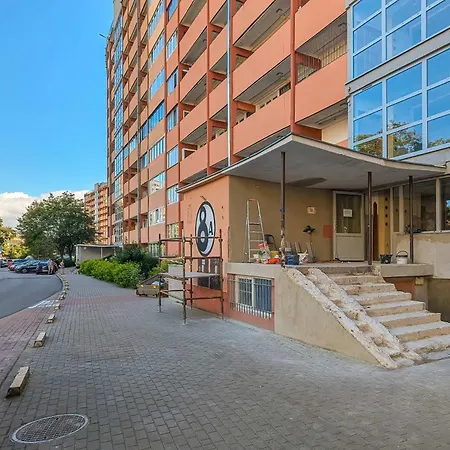 Exceptional 2 Bedroom In By Renters Gdaňsk