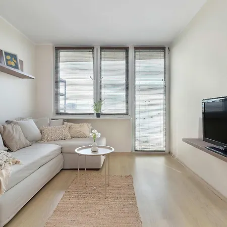 Apartmán Exceptional 2 Bedroom In By Renters